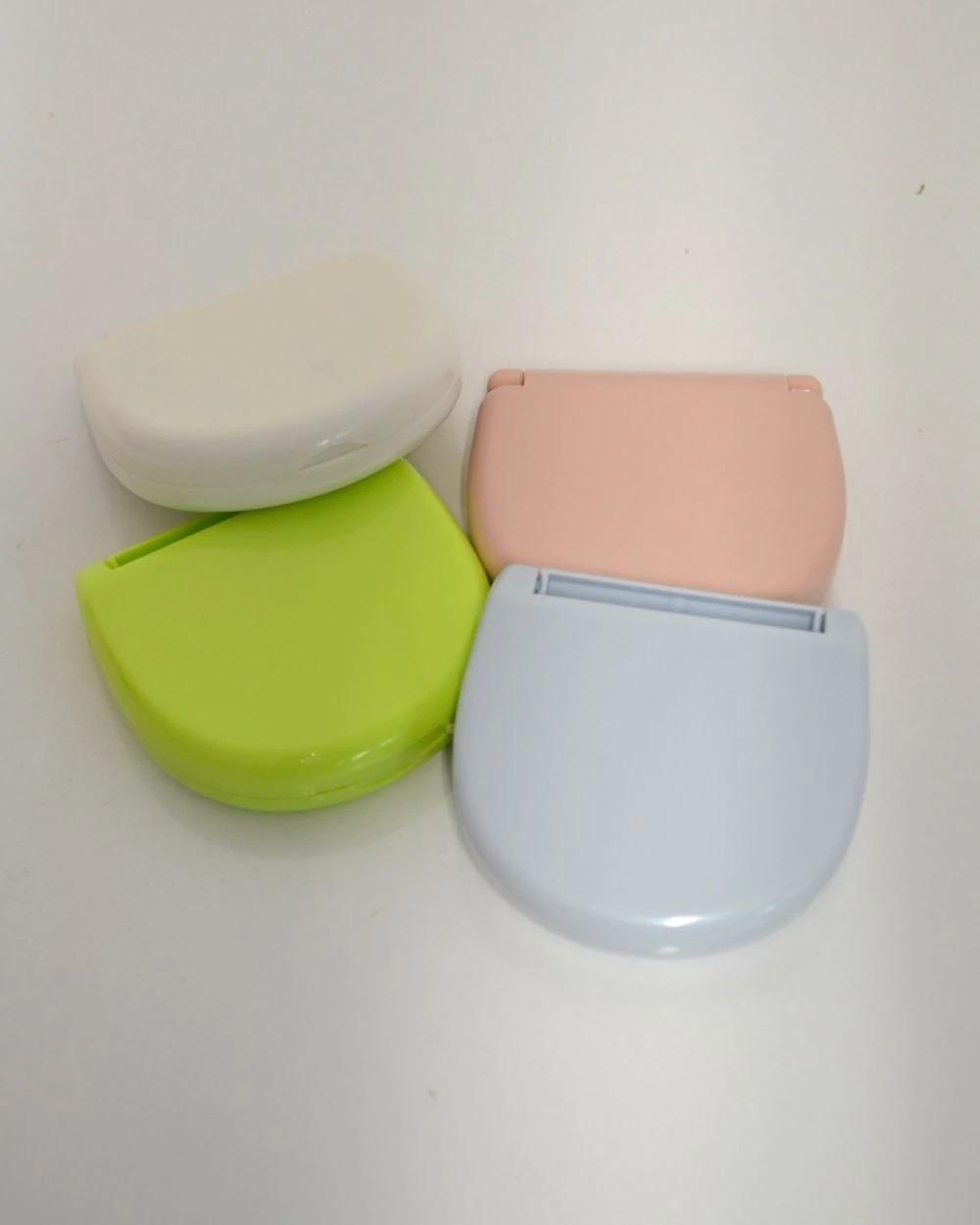 Mini Dikiş Seti – Seyahat, Hac ve Umre İçin Pratik Taşınabilir Dikiş Kiti