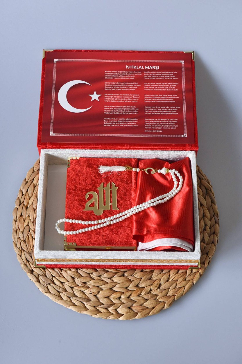 Kadife Kaplamalı Ahşap Plaket Kutu Kadife Kuran Türk Bayrağı İnci Tesbih Taşıma Çantalı Hediye Seti
