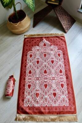 Rumi Desenli İpek Dokulu Keseli Seccade Kırmızı Renk