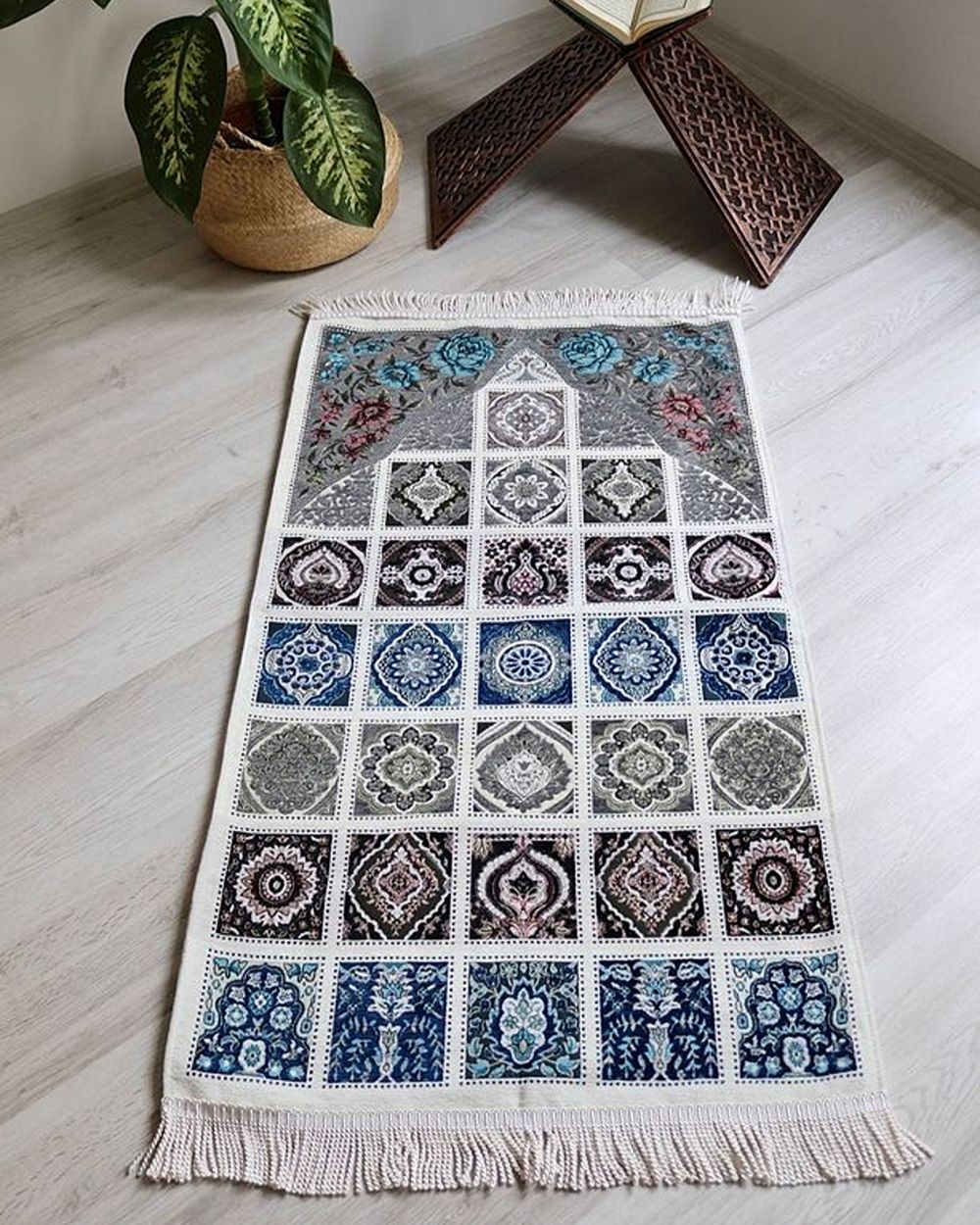 40 Yama Desenli Astarlı Seccade Gri
