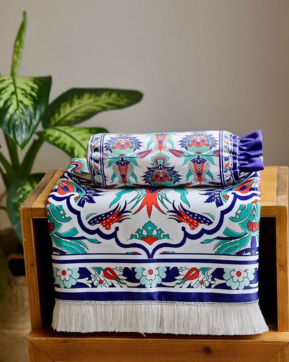 İpek Dokulu Keseli Seccade Beyaz