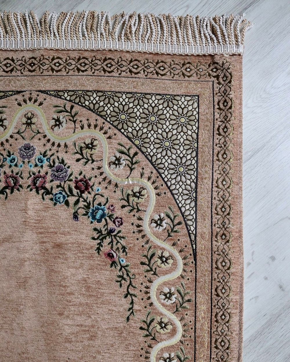Çeyizlik Hediyelik Astarlı Seccade Bej