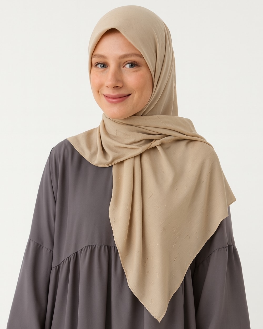 Bambu Kraş Eşarp 100x100 cm – Terletmez, Tok ve Dik Duran, Dört Mevsim Kullanıma Uygun - Bej