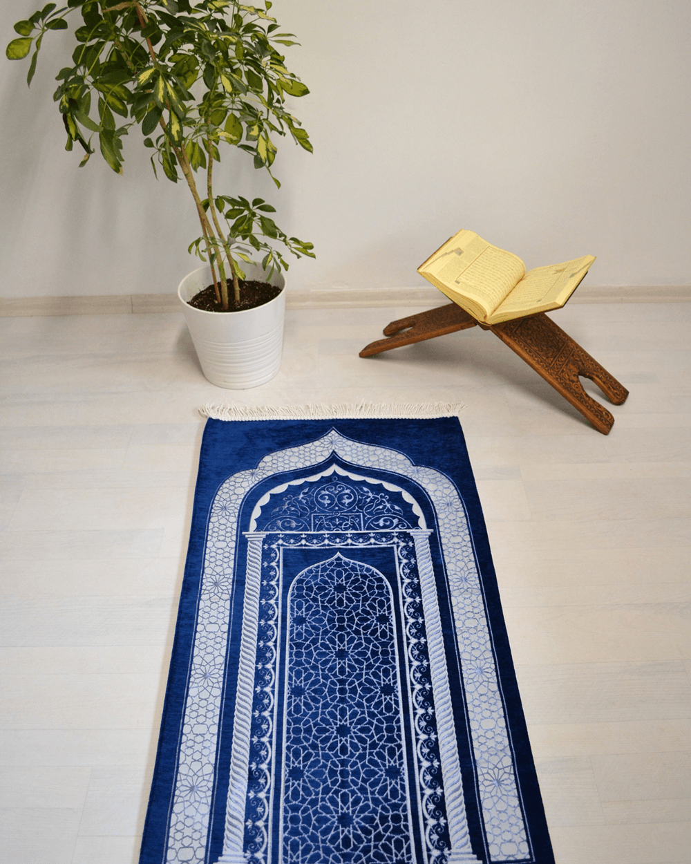 Mihrap Desenli Astarlı Seccade Mavi