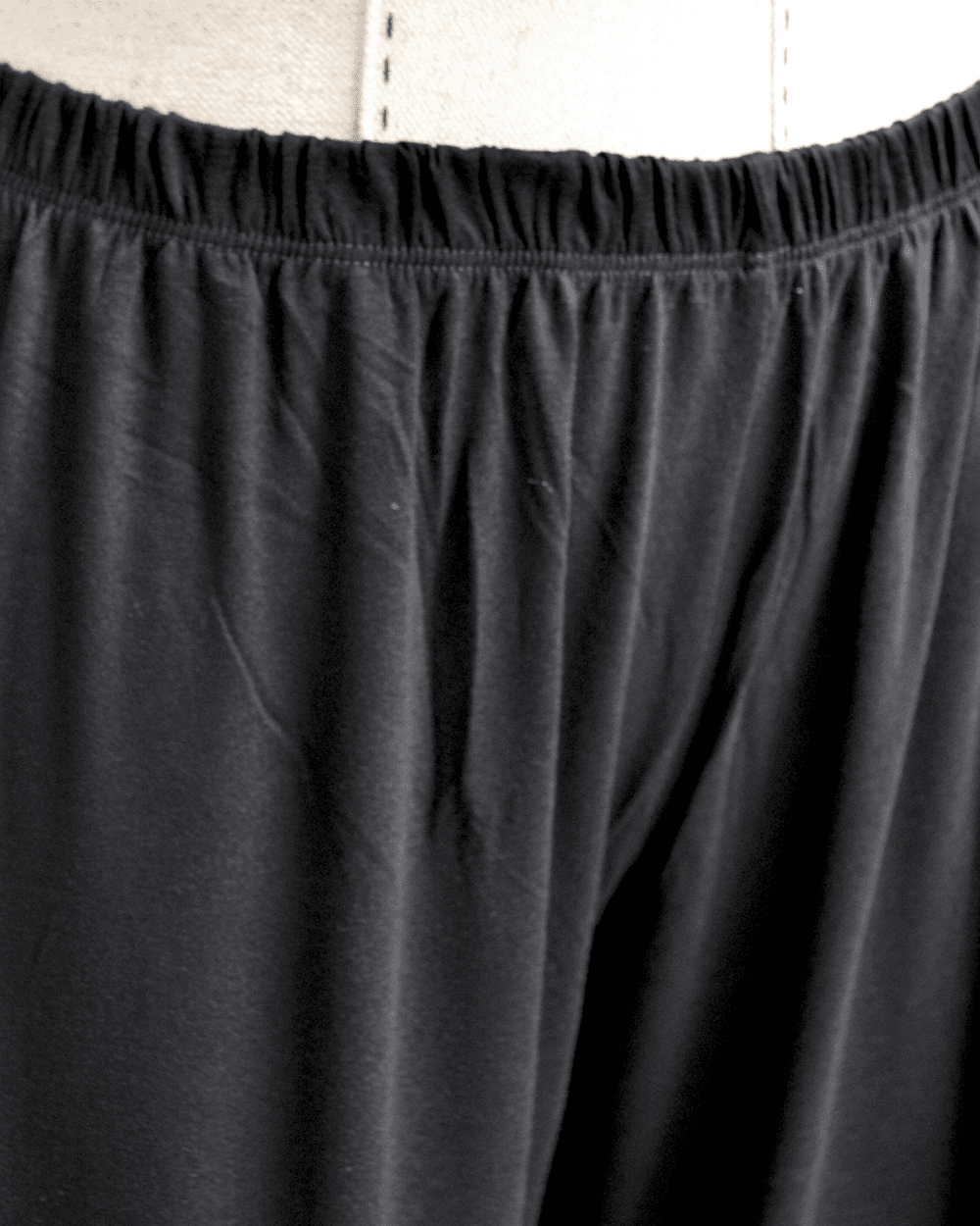 Kadın Siyah Penye Pantolon | S-4XL | Tesettür Rahat Kesim | Günlük & Umre Kıyafeti