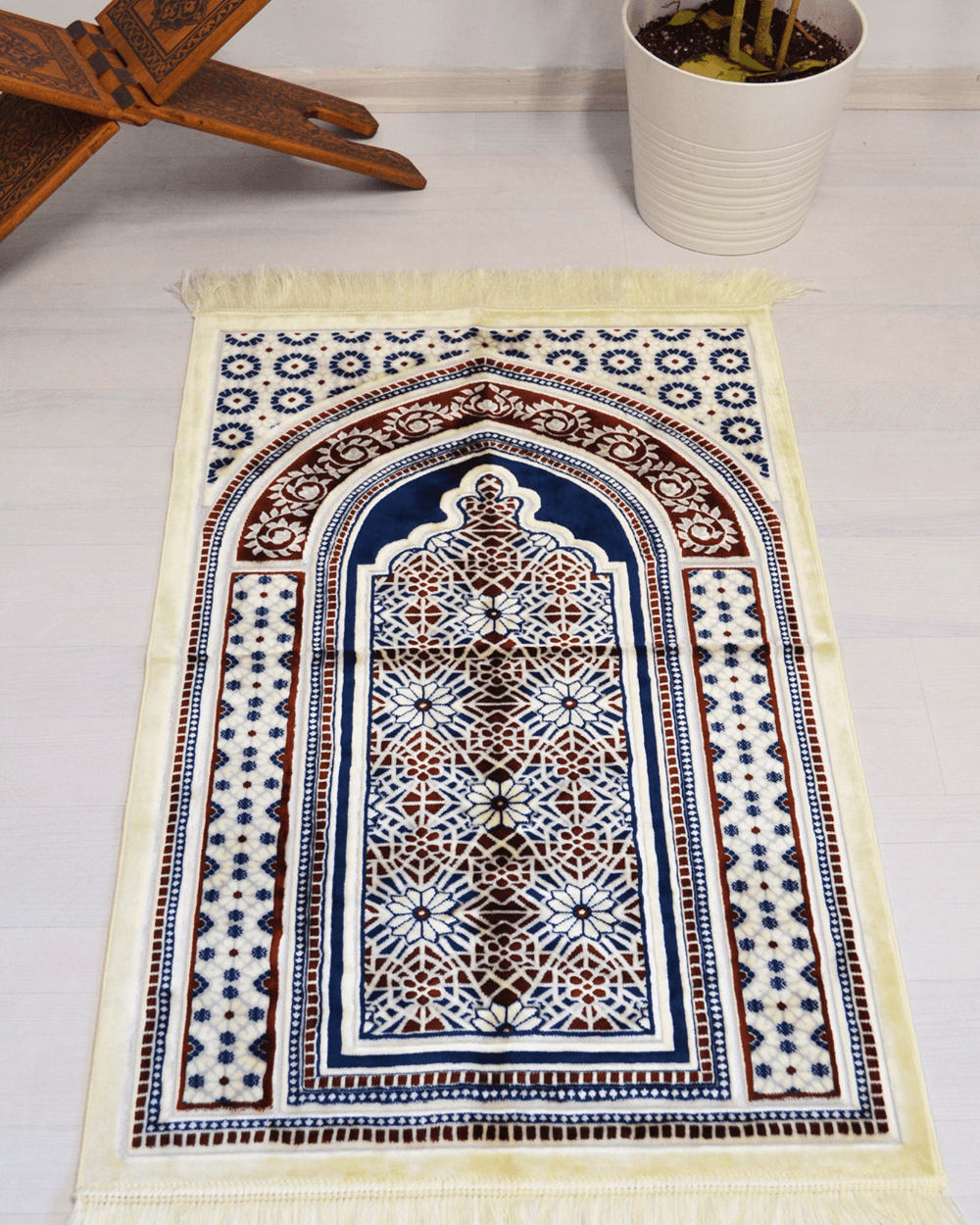 Lüks Kadife Seccade - 70x110 cm - Kalın Yumuşak Doku-Mihrap Desen Lacivert