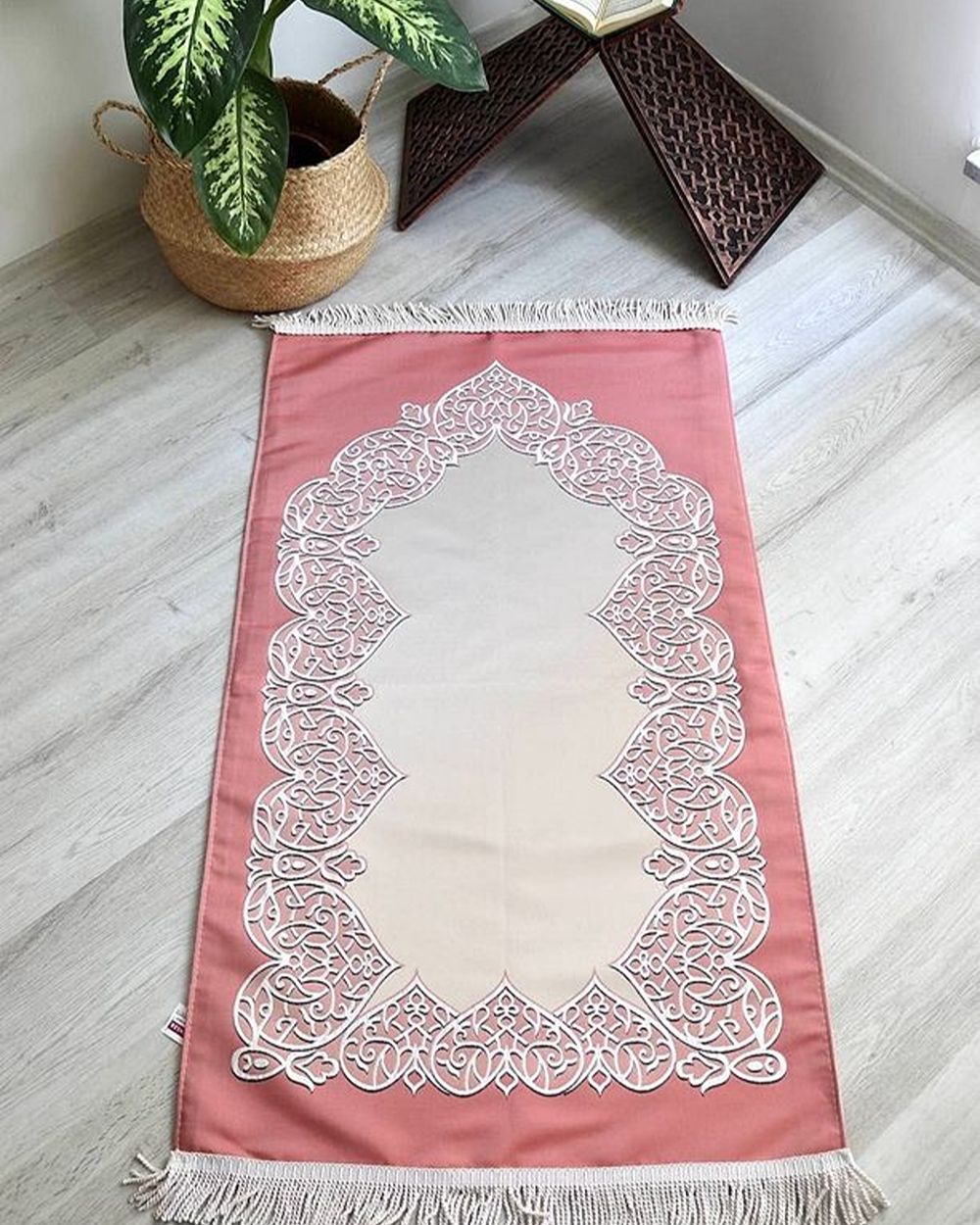 Astarlı Çeyizlik Saten Seccade Pembe