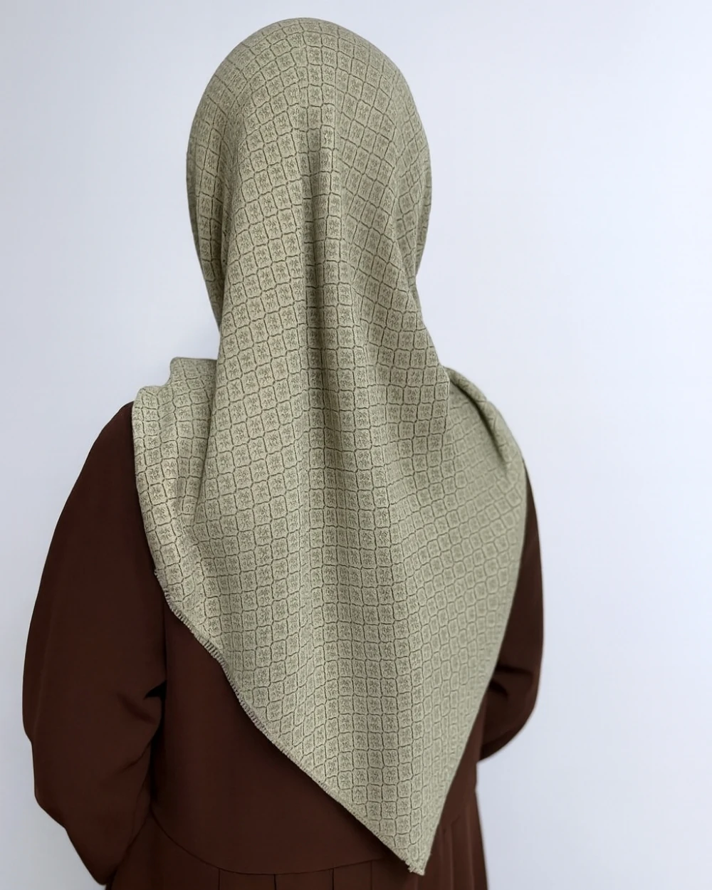 Desenli Denim Eşarp – 95x95 cm, Kaymaz, Dört Mevsim Kullanıma Uygun