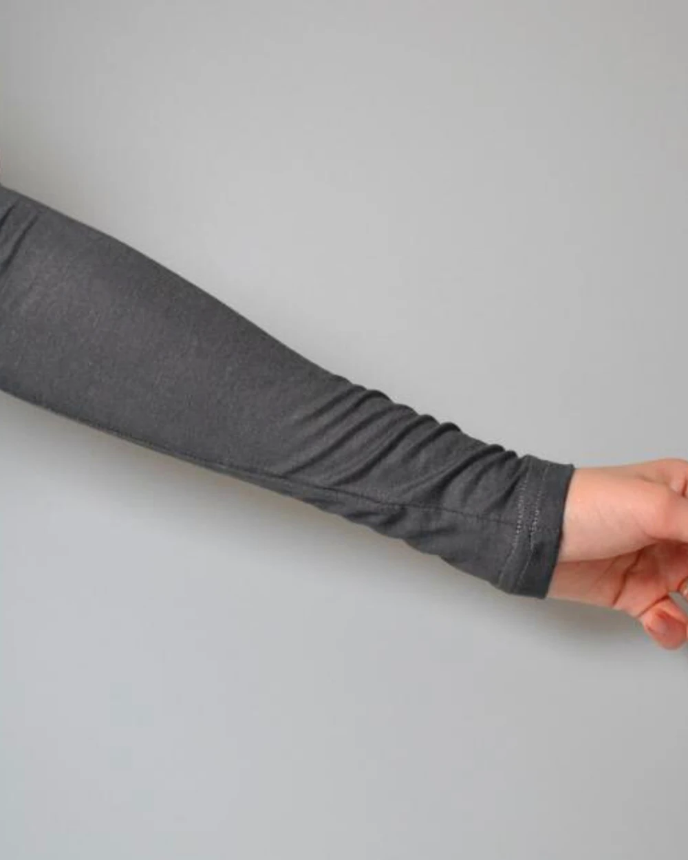 Pratik Tesettür Kolluk Penye Namaz Kolluğu Gri