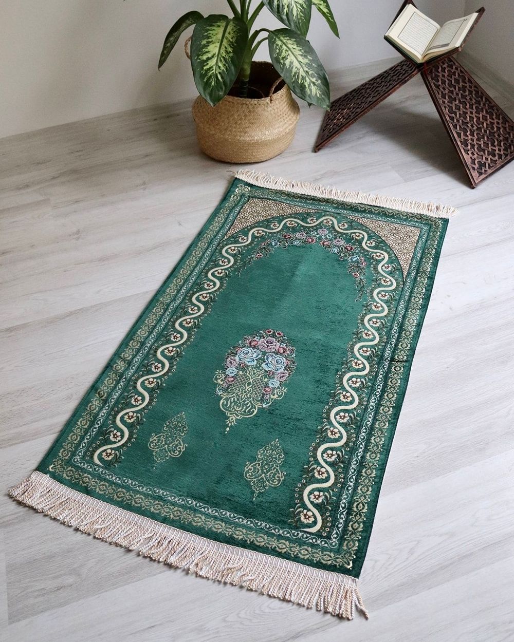 Çeyizlik Hediyelik Astarlı Seccade Yeşil