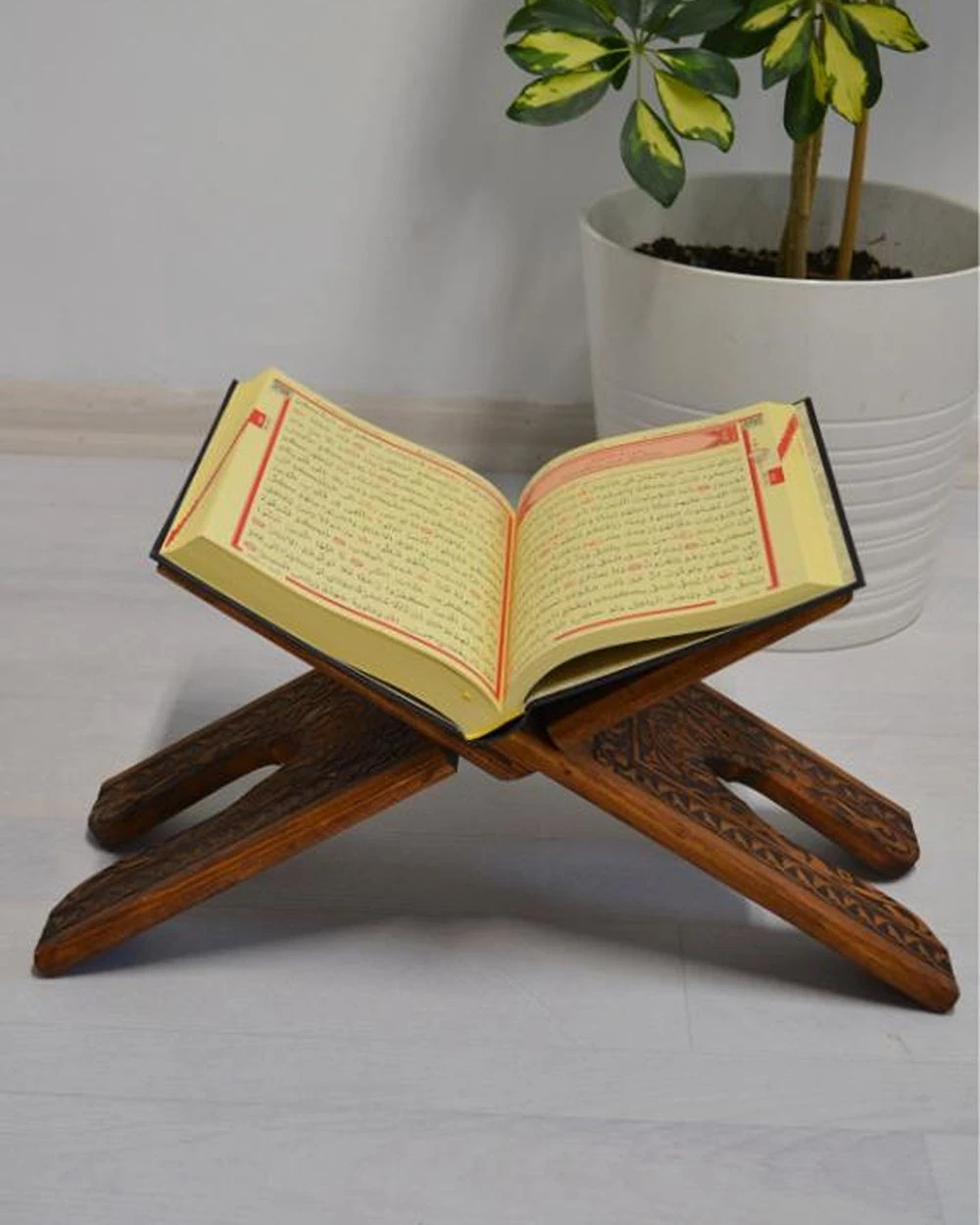 Kur’an-ı Kerim Rahlesi Selçuklu Desenli Model 2- Büyük Boy (18X65cm) Yakma İşçilikli