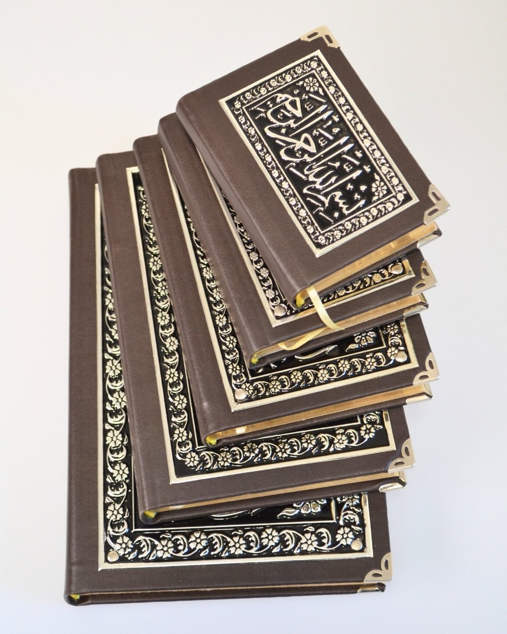 Varak Kabartmalı Gümüş Kaplamalı Hafız Boy Kuran-ı Kerim – 14x20 cm, 604 Sayfa