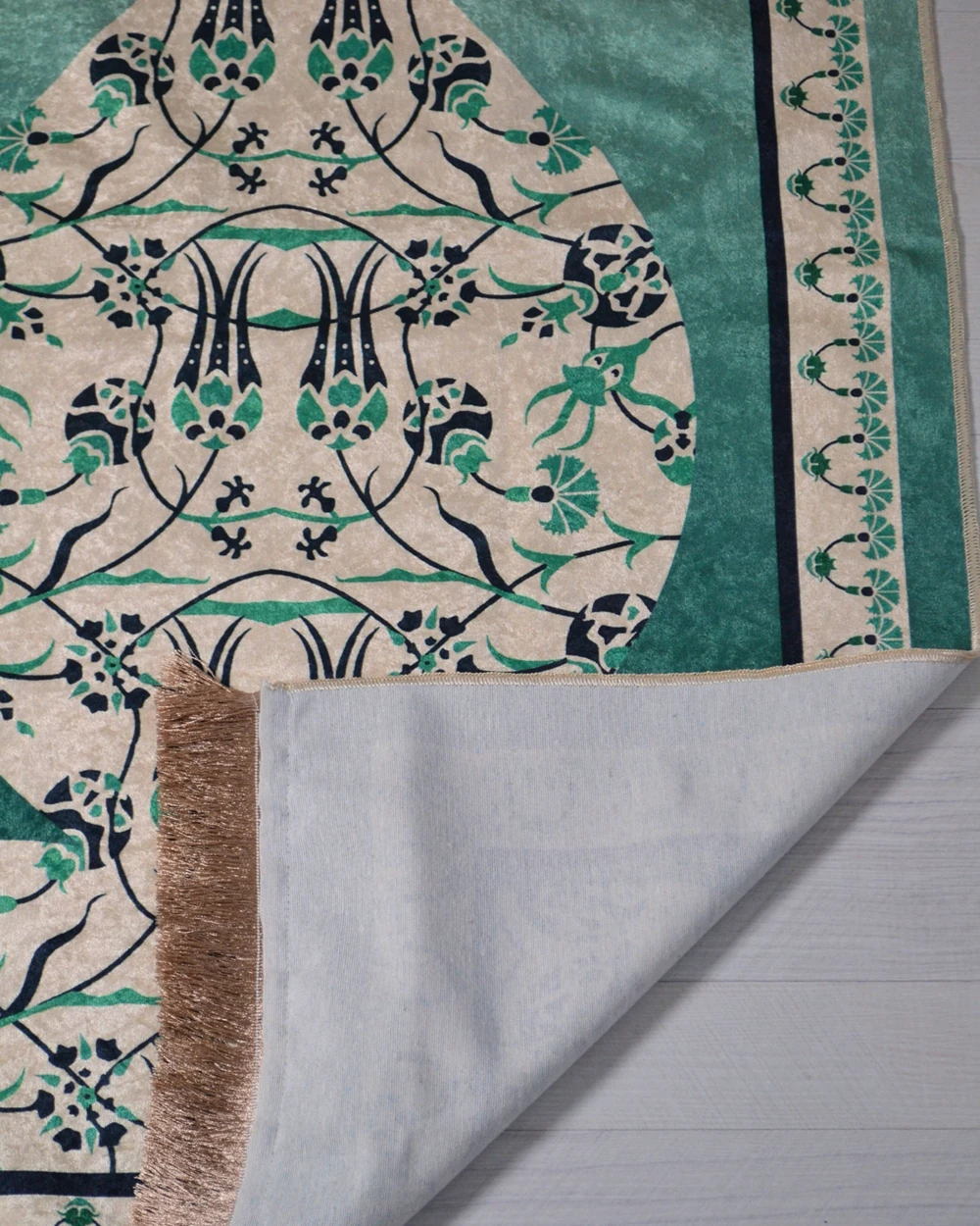 Pratik ve Taşınabilir İpek Dokulu Çantalı Seccade Yeşil