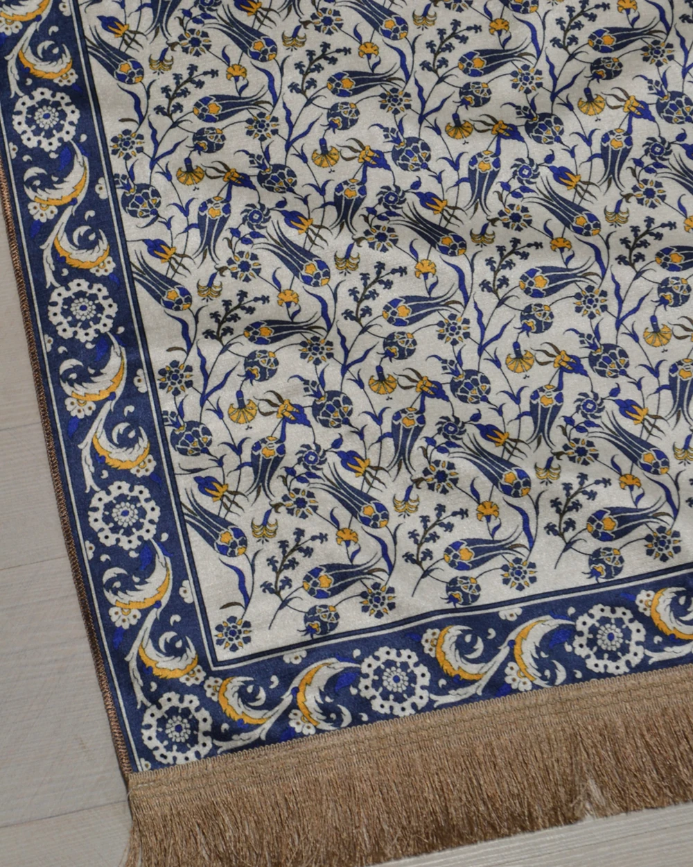 Pratik ve Taşınabilir İpek Dokulu Çantalı Seccade-L012