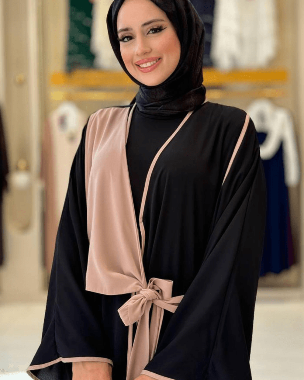 Önden Bağlama Detaylı Medine İpeği Abaya