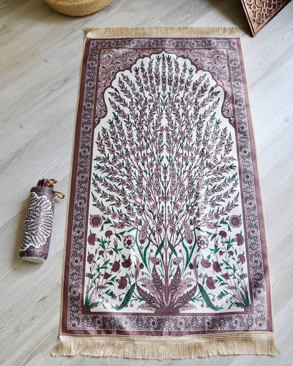 Çini Desenli İpek Dokulu Keseli Seccade Gül Kurusu