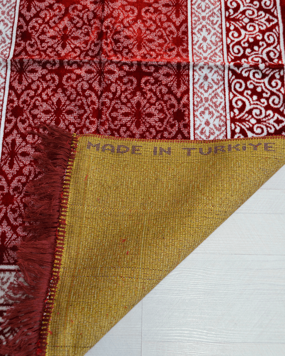 Kadife Seccade - 70x110 cm  - Yumuşak ve Konforlu Kırmızı