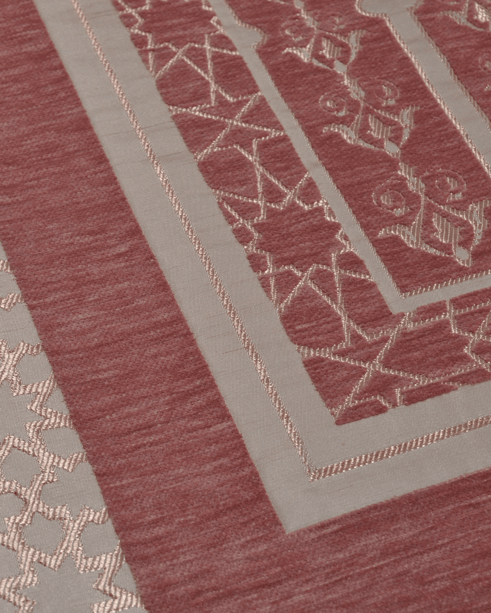 Mihrap Desenli Astarlı Seccade Pembe