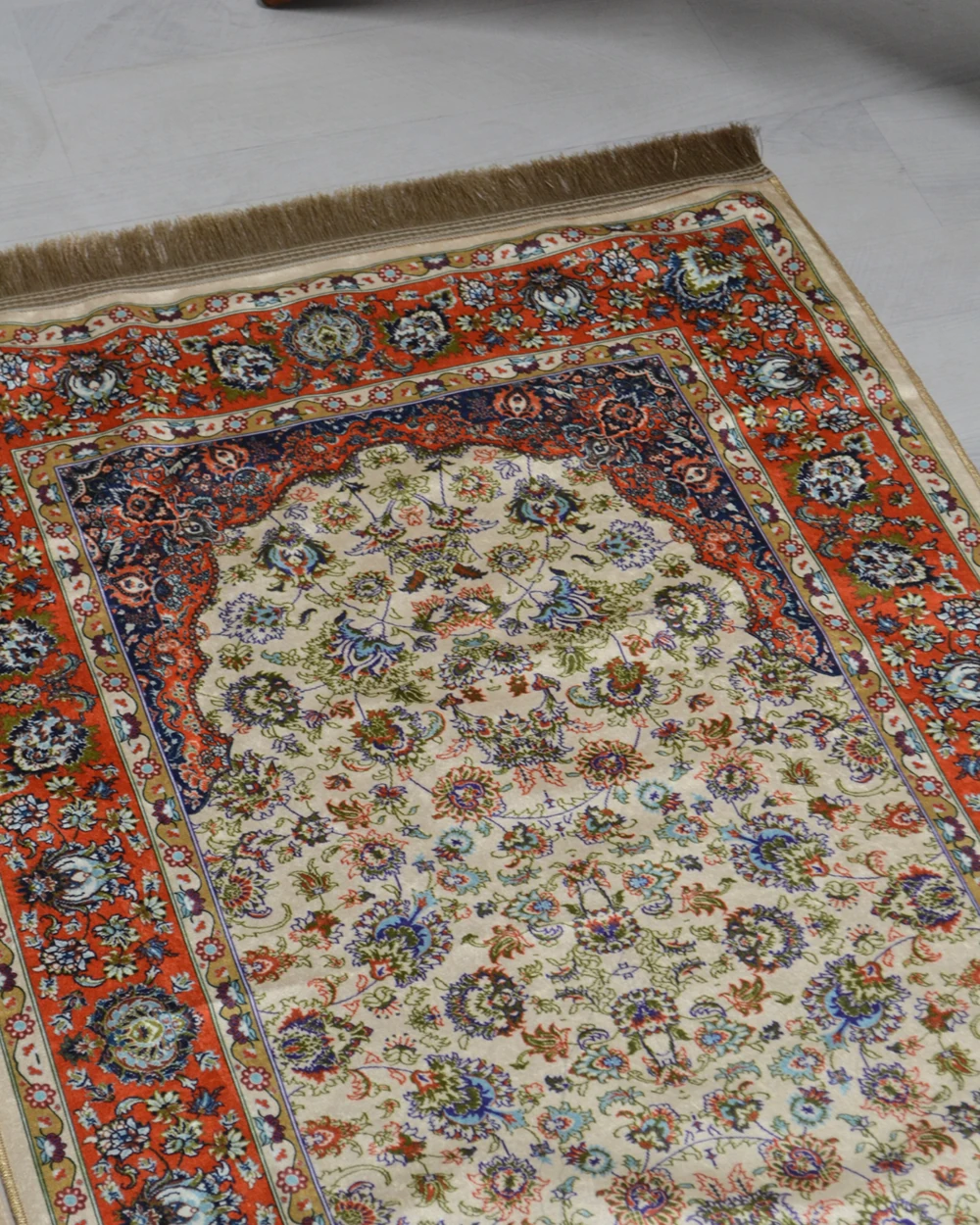 Pratik ve Taşınabilir İpek Dokulu Çantalı Seccade-P1001