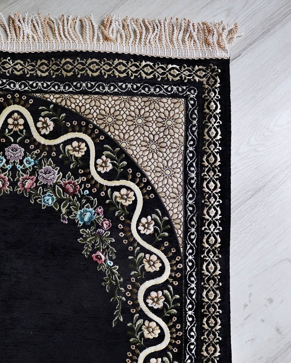 Çeyizlik Hediyelik Astarlı Seccade Siyah