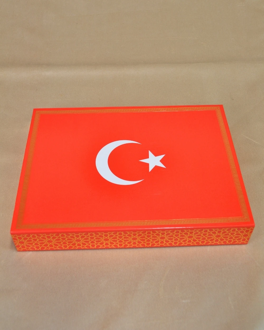 Türk Bayraklı Özel Kutuda Hediyelik Kuran Seti | Kuran-ı Kerim + Türk Bayrağı