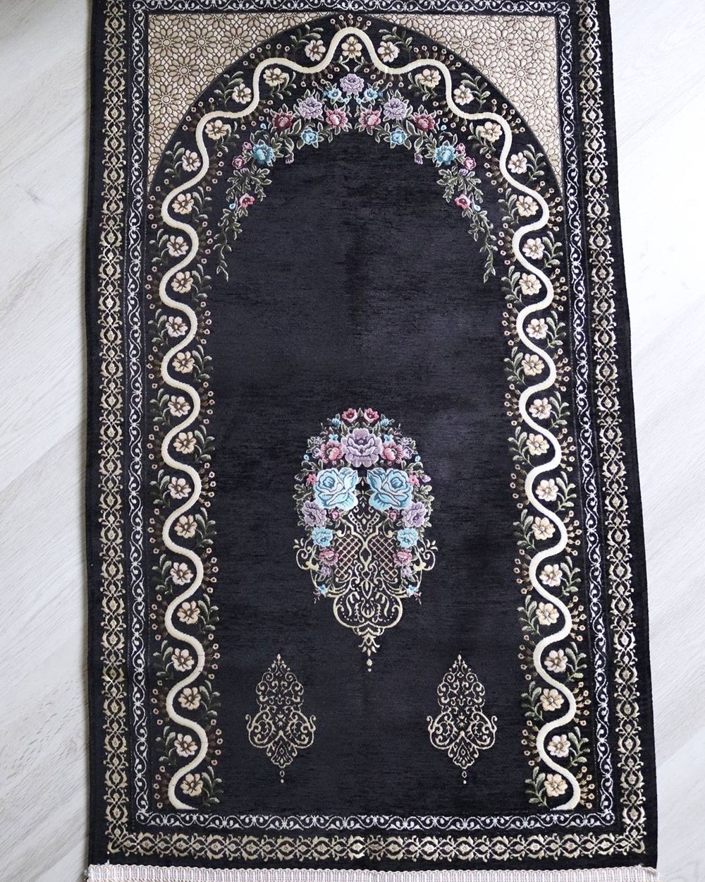 Çeyizlik Hediyelik Astarlı Seccade Siyah