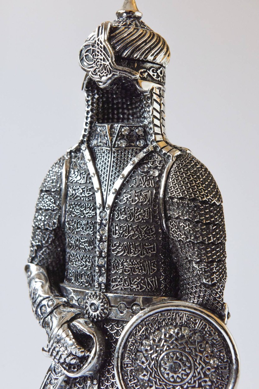 Fetih Zırh Ayetel Kürsi Biblo Büyük Boy 15×33 cm– Gümüş Renk Metal Dekoratif Aksesuar