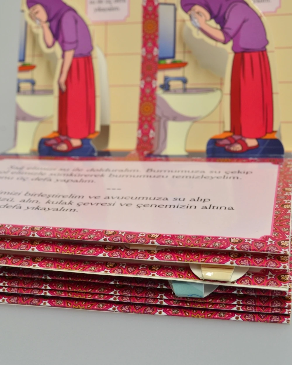 3 Boyutlu Abdest ve Namaz Öğreten Kitapçık Kız Çocuklar İçin – Eğitici İslami Çocuk Kitabı