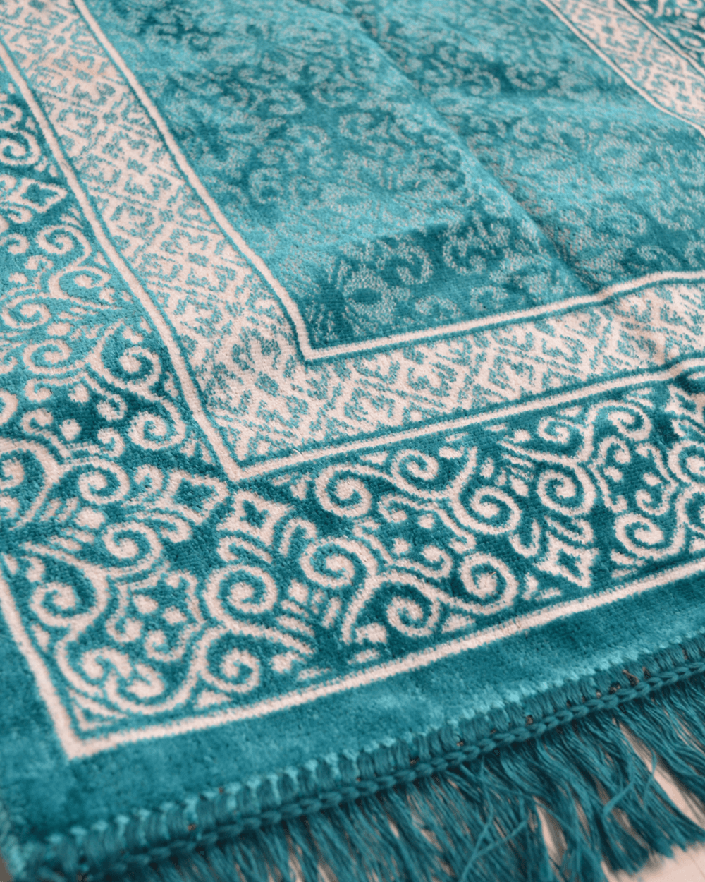 Kadife Seccade - 70x110 cm  - Yumuşak ve Konforlu Turkuaz
