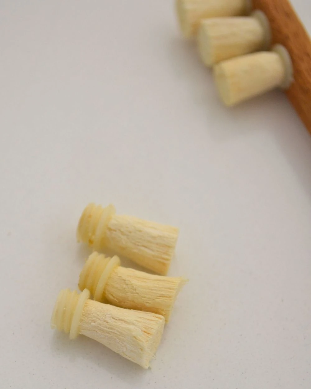 Misvak Diş Fırçası Vidalı + Yedek Parçalı – Doğal Misvak Ucu, Hijyenik ve Pratik Kullanım