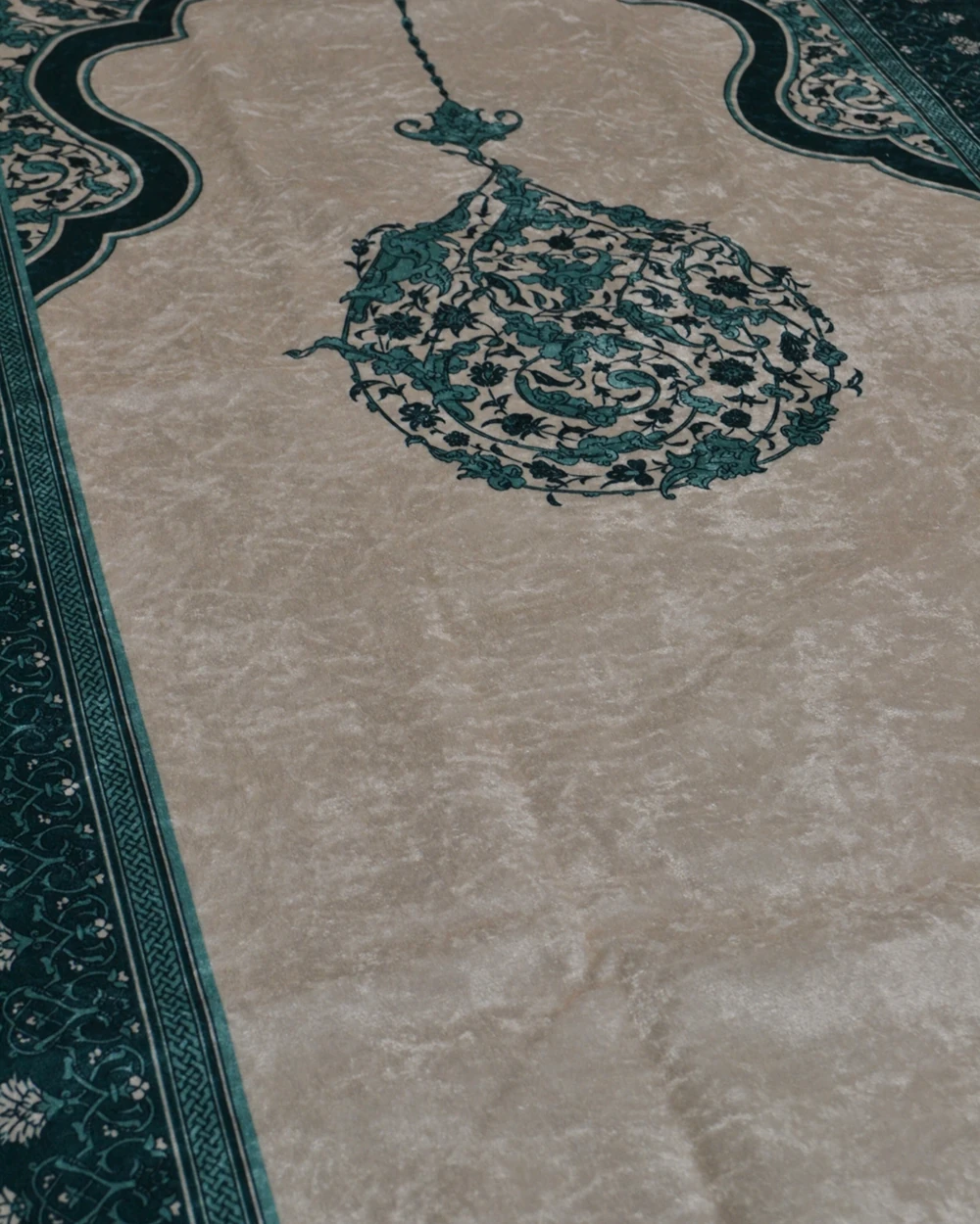 Pratik ve Taşınabilir İpek Dokulu Mihrap Desenli Çantalı Seccade Turkuaz