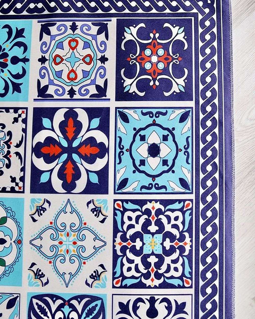 40 Yama Desenli İpek Dokulu Keseli Seccade Lacivert