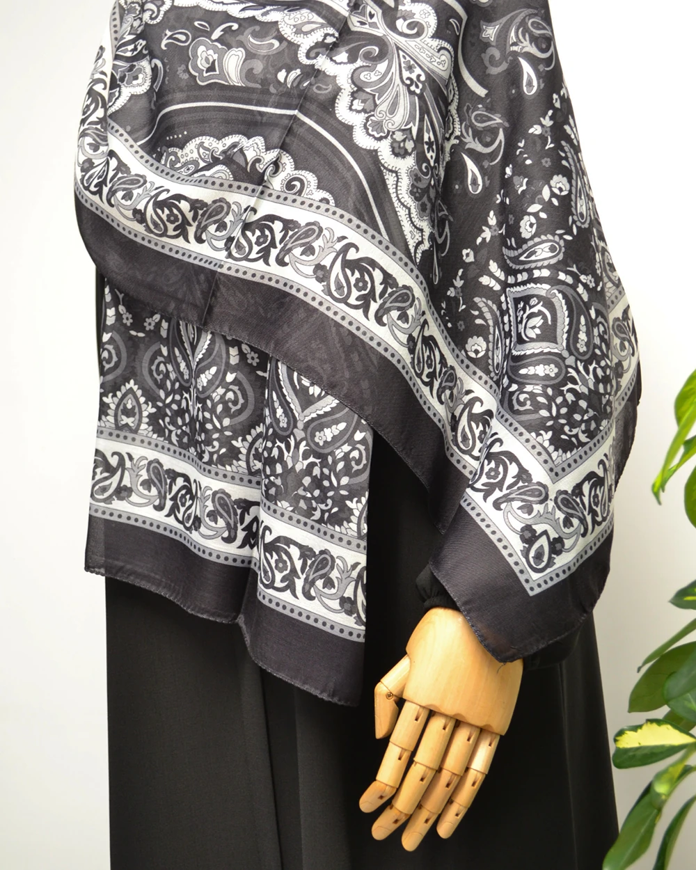 Etnik Desenli Pamuklu Şal Siyah