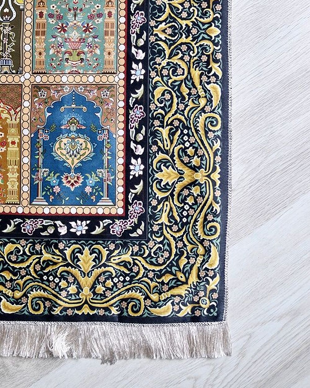 Kilim Desenli İpek Dokulu Keseli Seccade Kahverengi