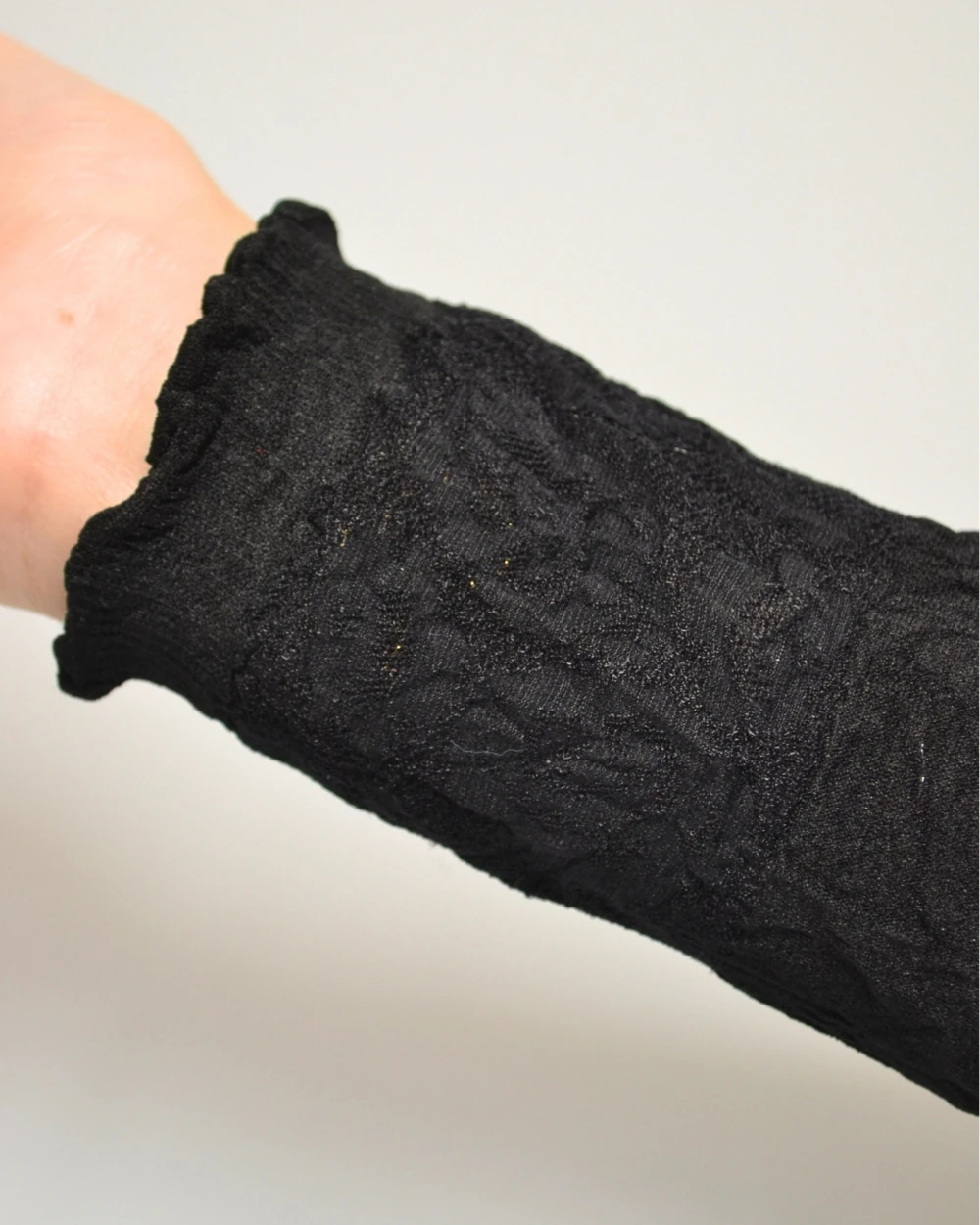 Dantel Desenli Kadın Kolluk – Esnek, Rahat ve Şık Tasarım, Tesettür Kolluk Aksesuarı