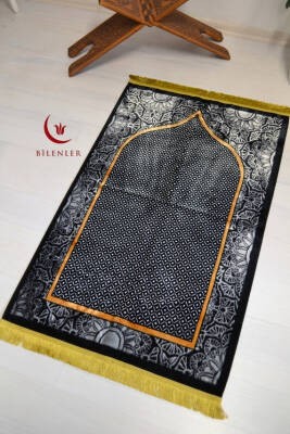 Lüks Kadife Seccade - 70x110 cm - Kalın Yumuşak Doku - Şık ve Konforlu Siyah