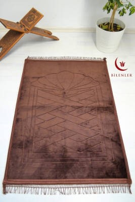 Peluş Seccade Kahverengi - 80x120 cm - Ekstra Konforlu - Yumuşak ve Geniş Ölçülü