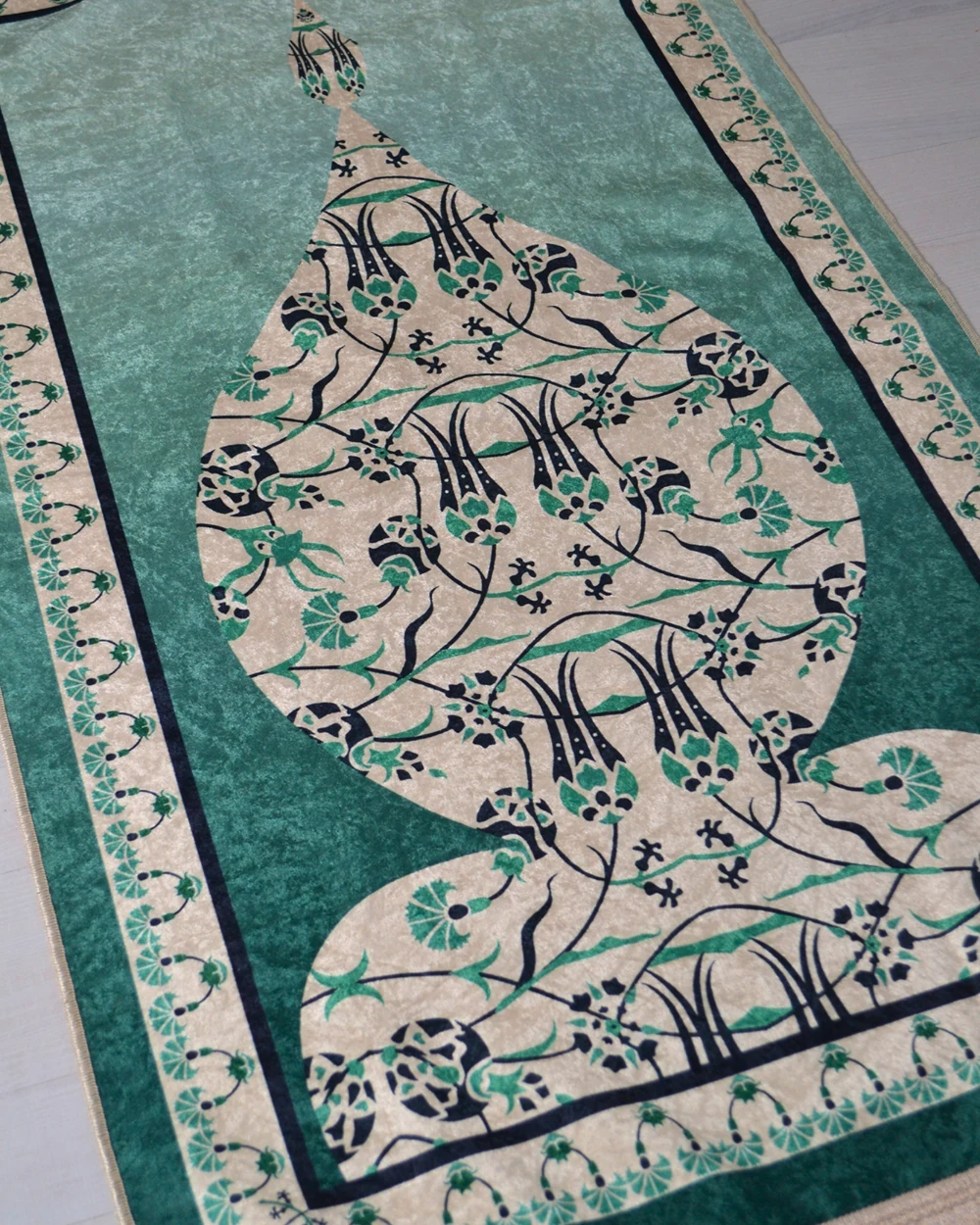 Pratik ve Taşınabilir İpek Dokulu Çantalı Seccade Yeşil