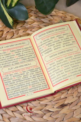 Tül Keseli İnci Tesbihli Yasin Kitabı Çanta Boy Termo Deri Kaplı Bordo– Arapça; Türkçe Okunuşlu ve Mealli – 128 Sayfa | Hac Umre ve Mevlit Hediyeliği