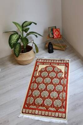 İpek Dokulu Keseli Seccade Çok Renkli- KT01