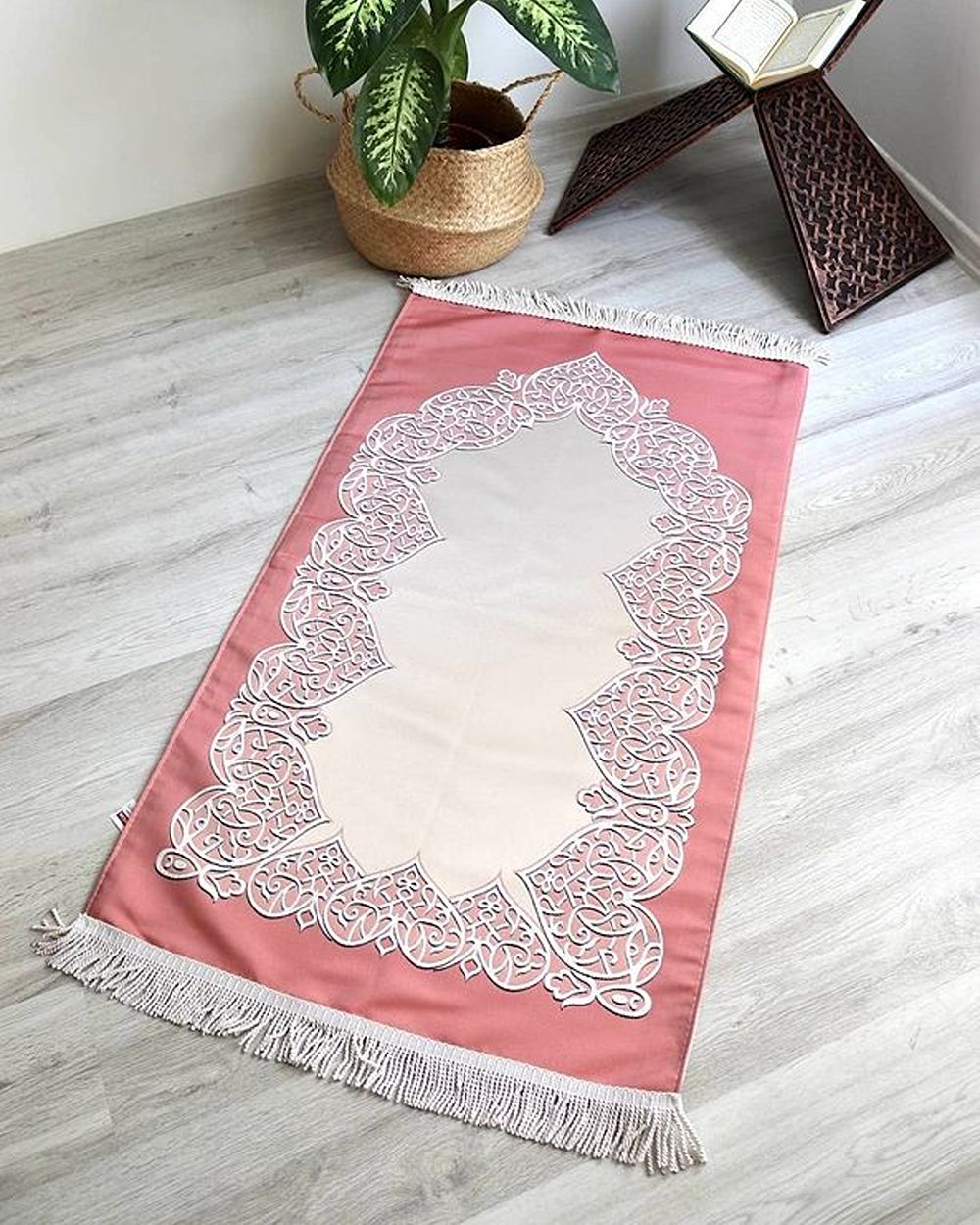 Astarlı Çeyizlik Saten Seccade Pembe