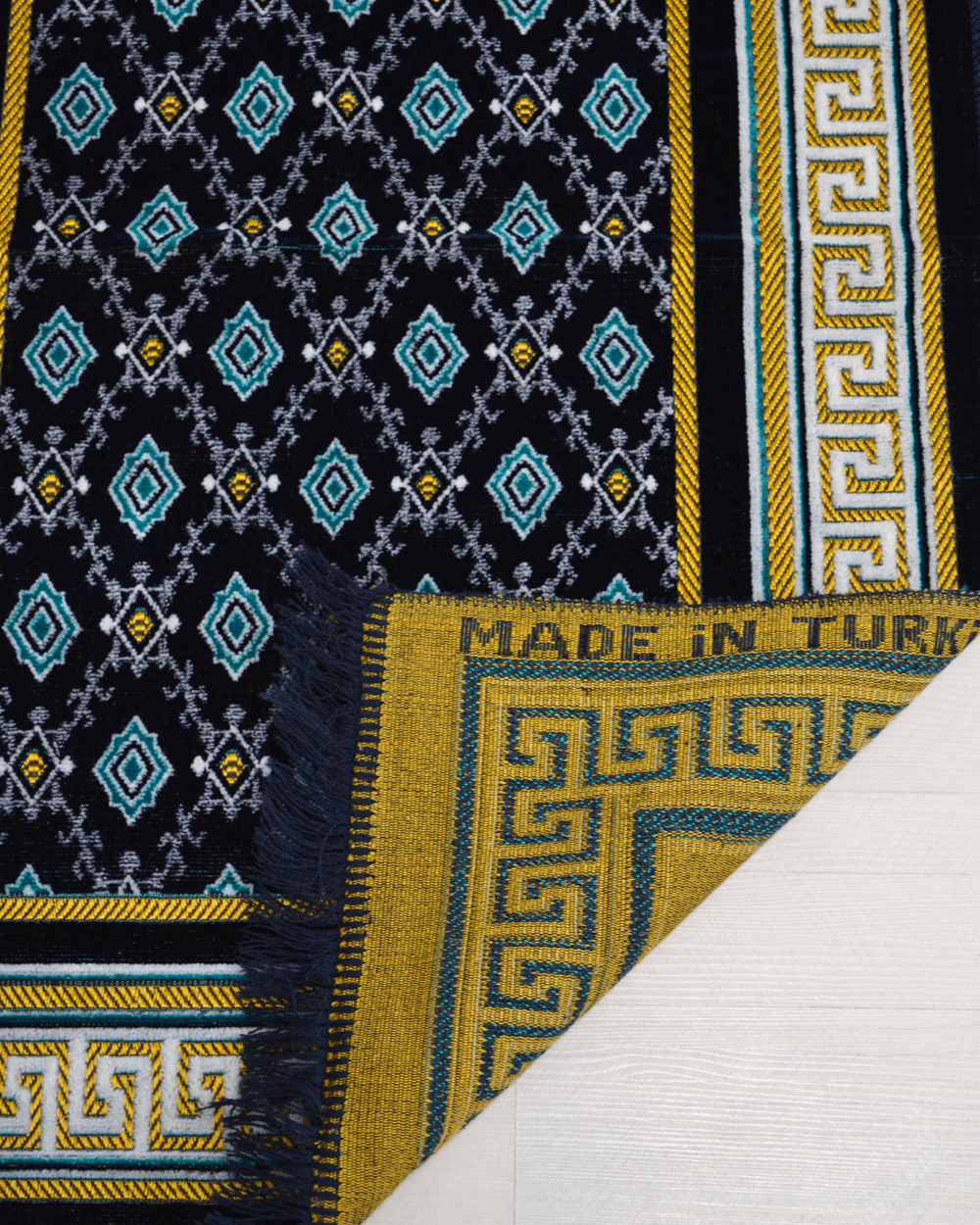 Kadife Seccade Lacivert- 70x110 cm -– Ekonomik;Hafif ve Kullanışlı