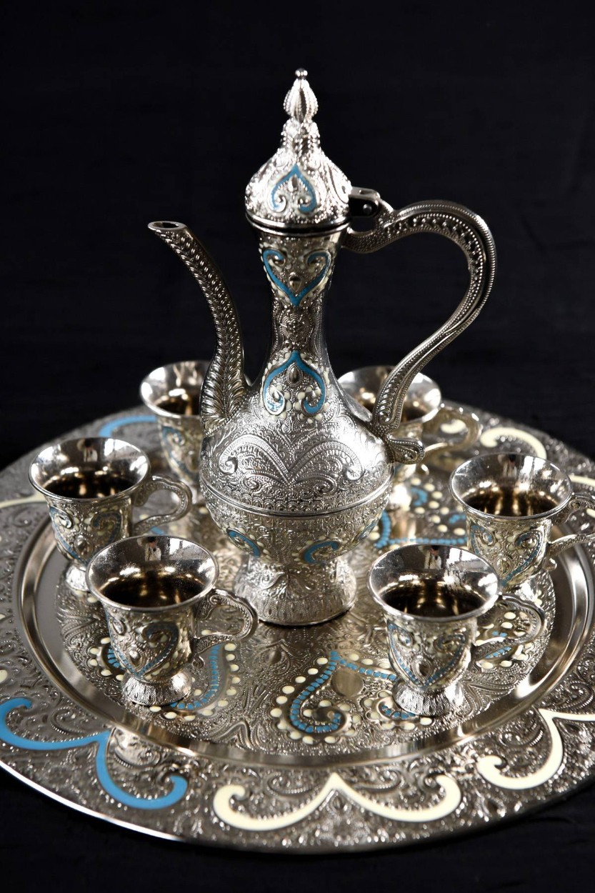 Hediyelik/ Sunumluk Osmanlı Motifli Nakışlı Gümüş Zemzem Takımı – 8 Parça