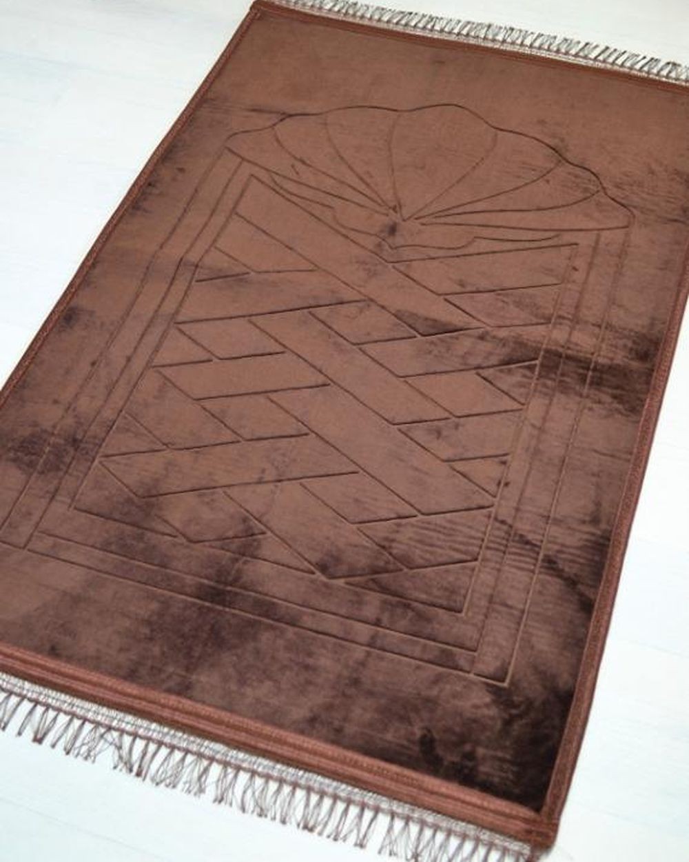 Peluş Seccade Kahverengi - 80x120 cm - Ekstra Konforlu - Yumuşak ve Geniş Ölçülü