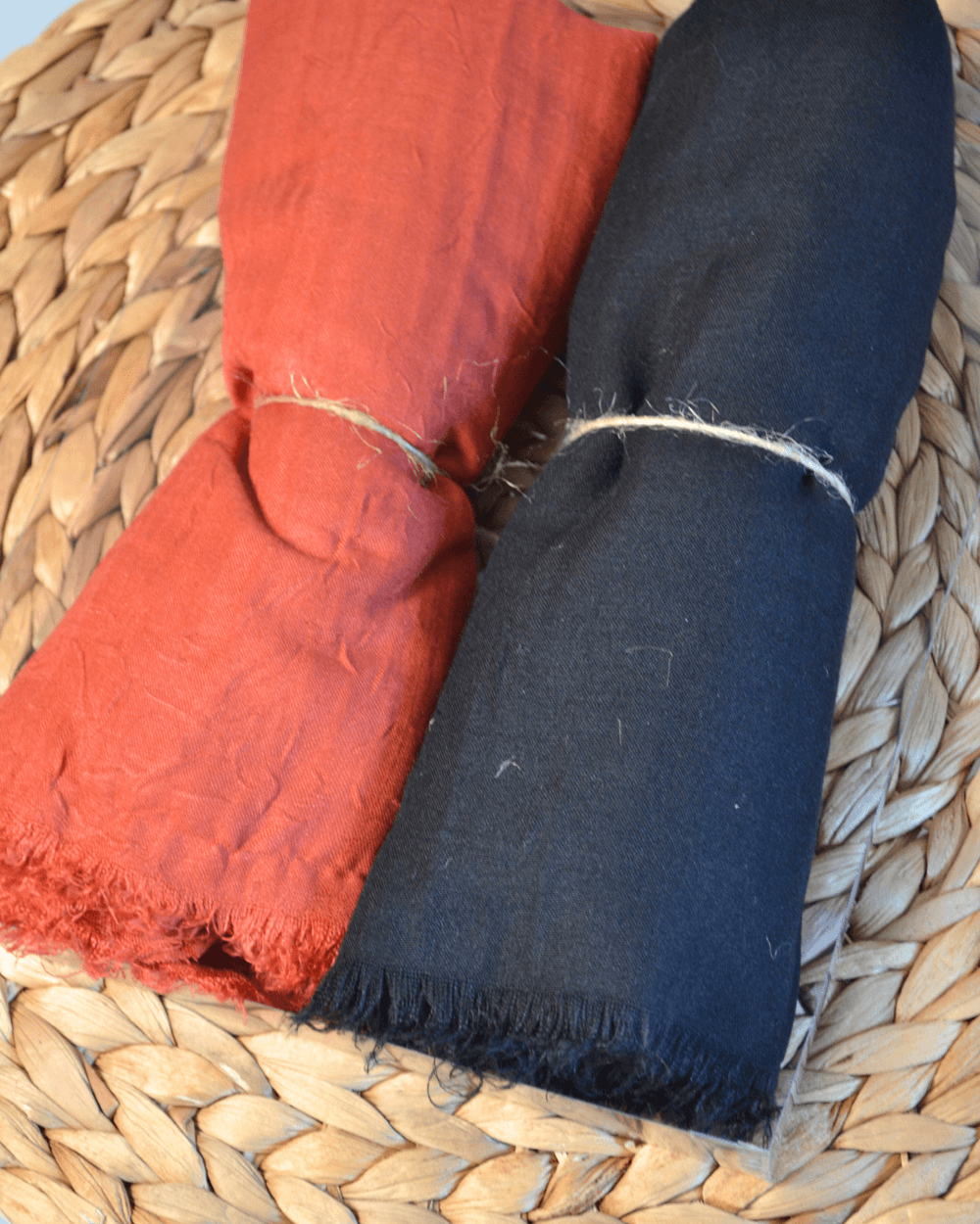 Bambu Kraş Şal 2’li Set Siyah/ Kiremit– 75x210 cm | Nefes Alabilir; Terletmez; Tok Duruşlu Mevsimlik Kumaş