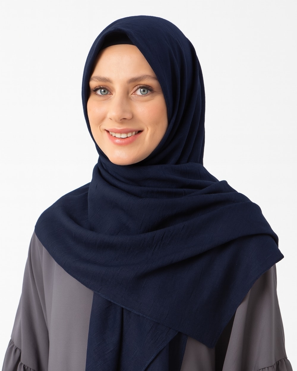 Bambu Kraş Eşarp 100x100 cm – Terletmez, Tok ve Dik Duran, Dört Mevsim Kullanıma Uygun - Lacivert