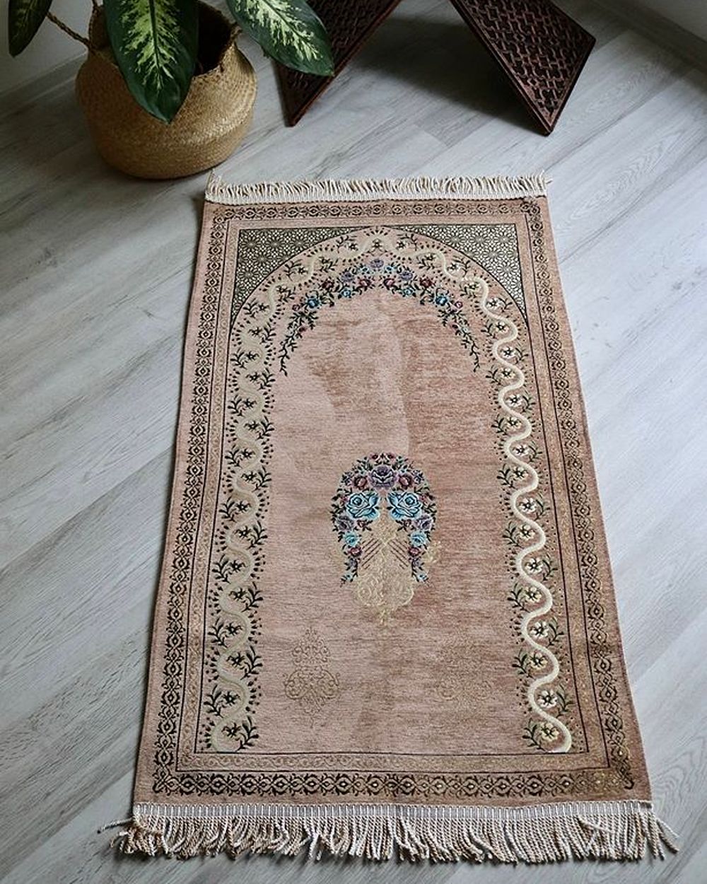 Çeyizlik Hediyelik Astarlı Seccade Bej