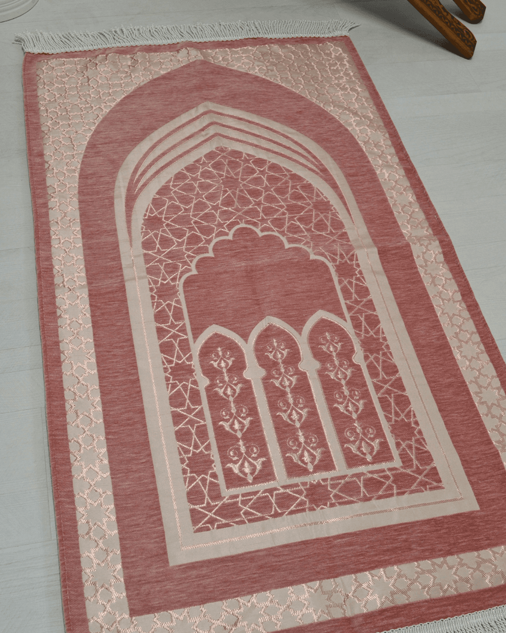 Mihrap Desenli Astarlı Seccade Pembe