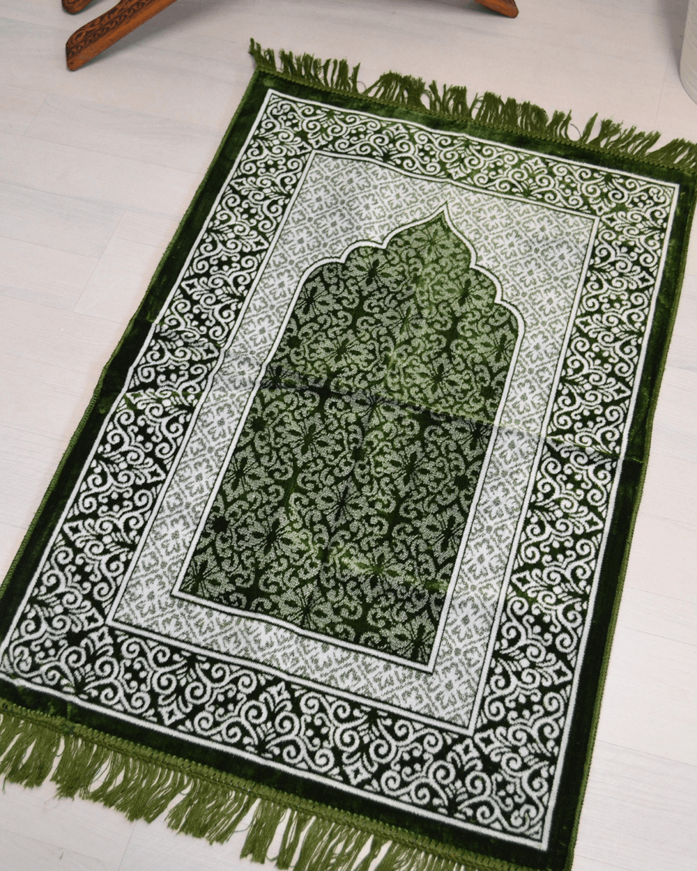 Kadife Seccade - 70x110 cm  - Yumuşak ve Konforlu Yeşil