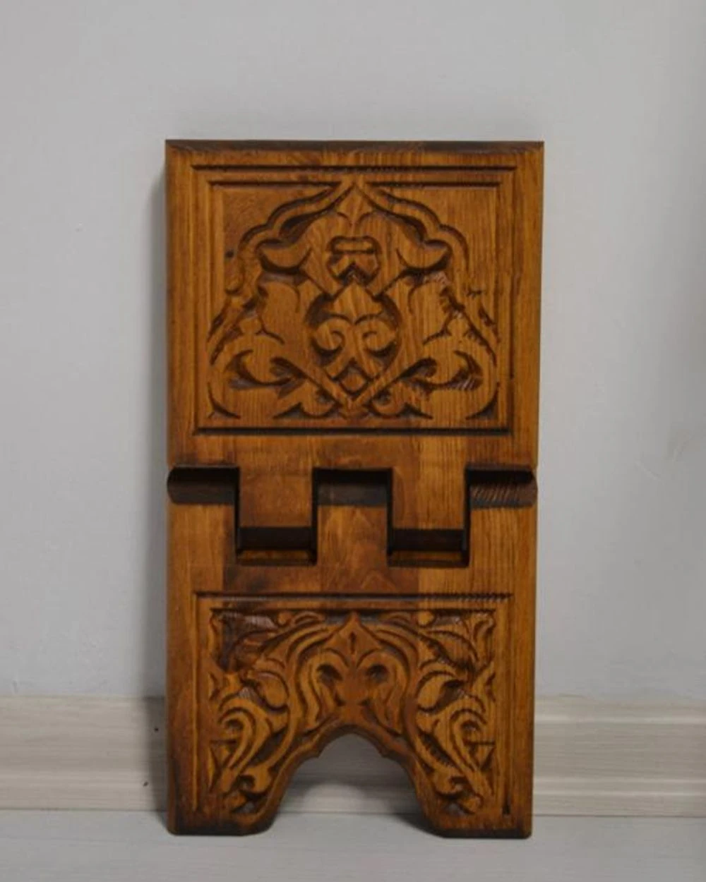 Kur’an-ı Kerim Rahlesi Selçuklu Desenli– Küçük Boy (18X45cm) Oyma İşçilikli